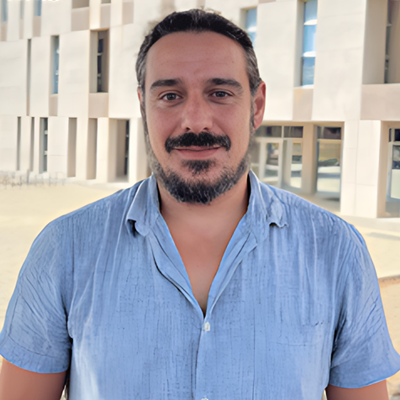 Dr. Antonio Mumoz