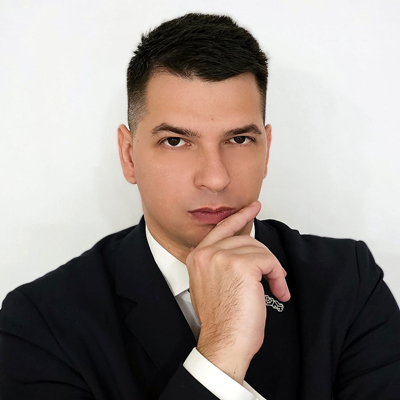 Dr. Vuk Mircetic