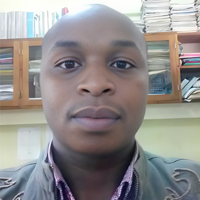 Dr. Naftaly Mose