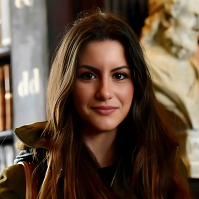 Dr. GIULIA MAESANO